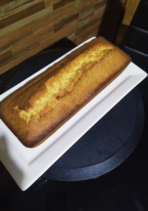 Una foto de Budín de coco, relleno de dulce de leche 🥥🥥🥥