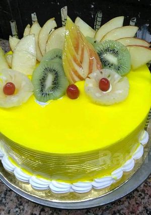 A picture of Fresh Fruit Cake Eggless.