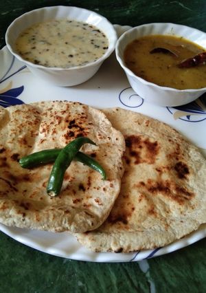 मिस्सी रोटी (missi roti recipe in Hindi) रेसिपी मुख्य फोटो