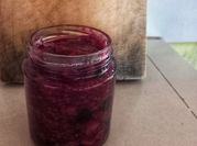 Una foto de mermelada manzana y canela