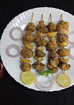 A picture of Mushroom tikka.