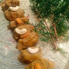 A picture of Ladoo Moong dal.