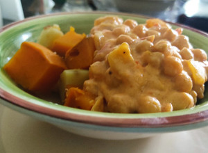 Una foto de Garbanzos curry veganos