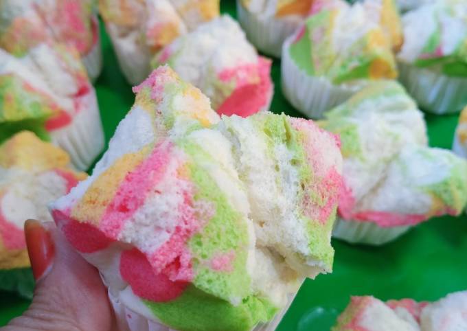 Cara Gampang Menyiapkan Bolu kukus ekonomis tanpa soda, Lezat Sekali