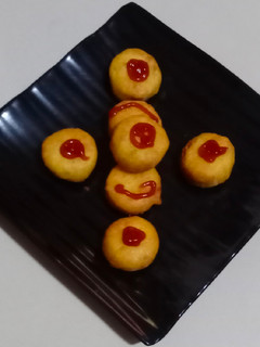 મીની આલુ પૌવા ટીકી (Mini Aloo Pauva Tikki Recipe In Gujarati) રેસીપી મુખ્ય ફોટો