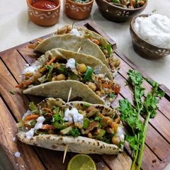 A picture of Desi tacos.