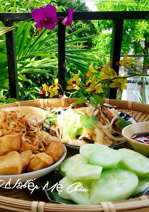 Hình của món Cơm nhà đơn giản mà ngon 194 (Mâm cơm chay).