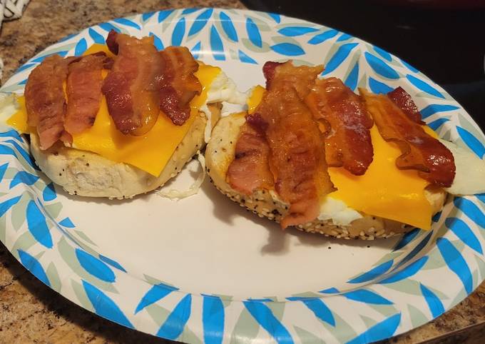 GoVerden  Breakfast Bagel Recipe