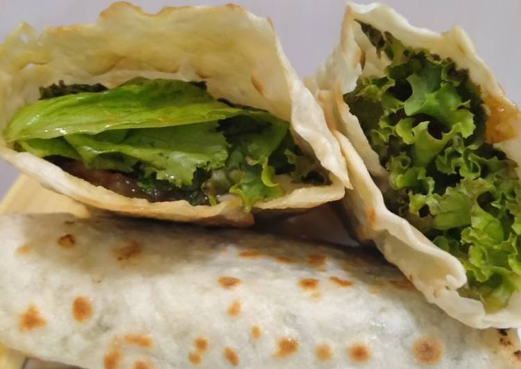 8. Kebab isi Ayam Saos Rujak