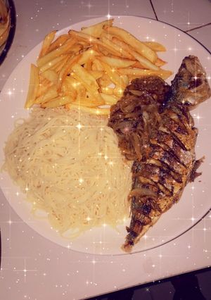 Une photo de SAUCE SPAGHETTIS AU POISSON 🐠 FRITES