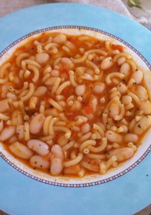 Foto principal de Alubias con fideos y hierbabuena
