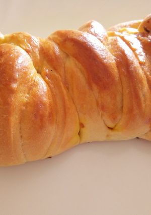 A picture of Caramelized Onion Braided Bread #MyHome-bread Contest.