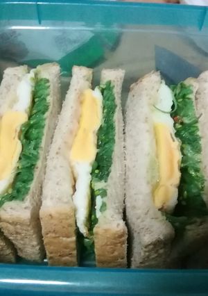รูปของ แซนวิชยำสาหร่ายไข่ดาว