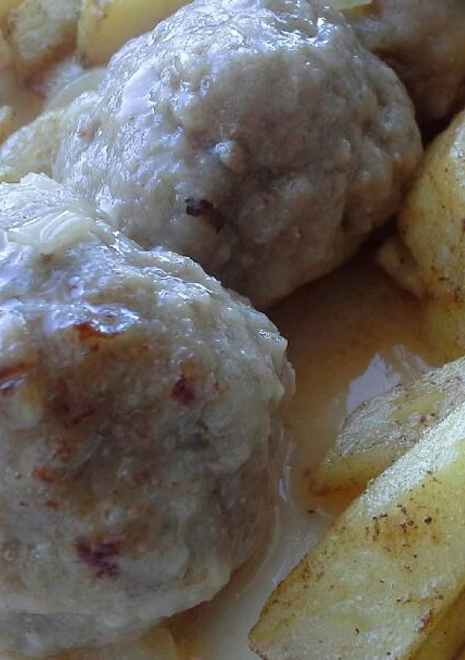 Una foto de Albóndigas rellenas de mozzarella