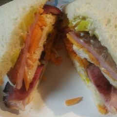 A picture of Hammy Eggs Sandwich.