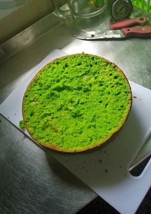 A picture of Lemon cake.
