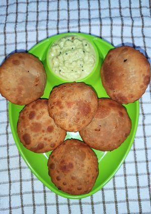 A picture of Mix Vegetable Cheesy Paneer Kachori Welcoming Monsoon.