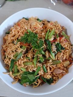 Foto resep Mie goreng bakso ayam