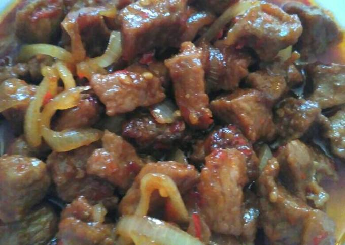 Rica rica daging sapi