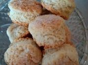 Una foto de scones dulces