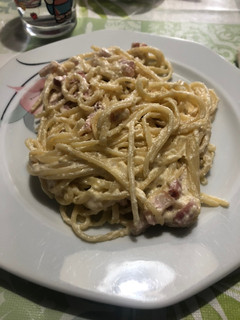 Una foto de Spaghettis a la carbonara