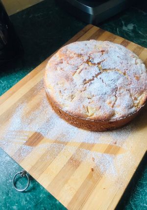 A picture of Apple Cake.