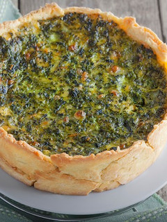 Una foto de Quiche de espinacas y bacon
