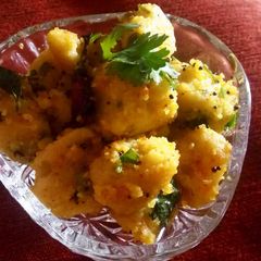 A picture of Authentic and Healthy steamed Laadwa Dhokli.