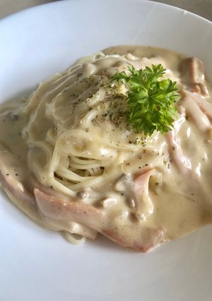 รูปของ สปาเกตตี้คาโบนาร่า 🍖🥛🍝