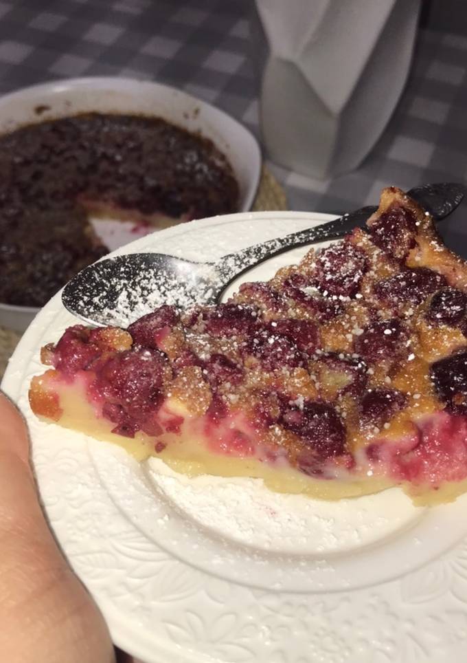 Клафуті з вишнями🍒