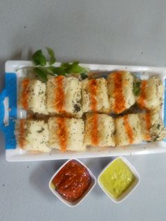 સેન્ડવિચ ઢોકળા (Sandwich Dhokla Recipe In Gujarati) રેસીપી મુખ્ય ફોટો