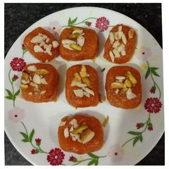 Mango burfi A picture of Mango burfi.