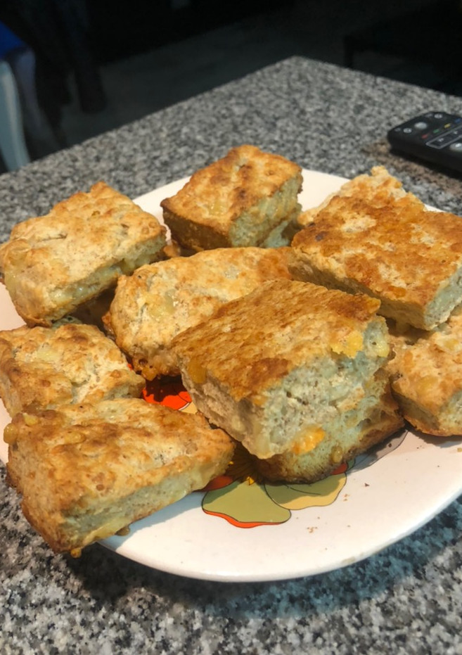 Una foto de Scones de queso