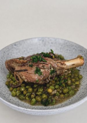豌豆燉小羊膝 Agnello con i Piselli 的食譜成品照片
