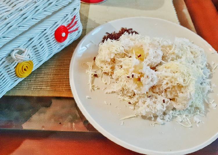 Pisang Rai with Mozarella