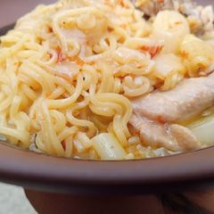 A picture of Chicken noodles.