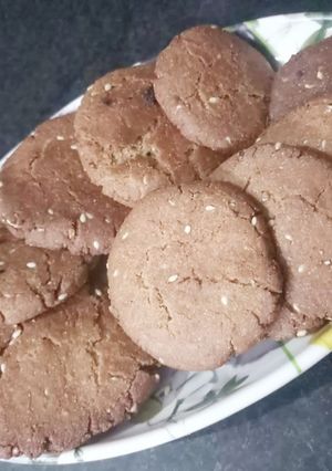 A picture of Til bajra coconut tikki.