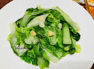 蒜炒小白菜5分鐘 的食譜成品照片