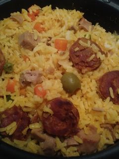 Una foto de Arroz con Salchichas