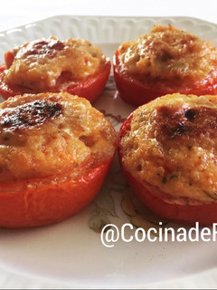 Una foto de Tomates rellenos