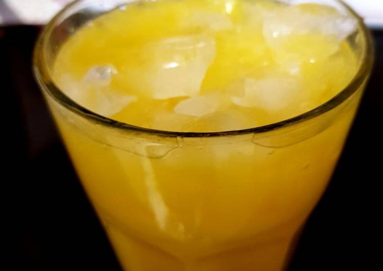 My Mango juice with crushe linseeds and cinnamon. 💟