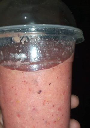 A picture of Strawberry smoothie.