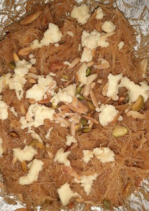 A picture of Hyderabadi seviyaon ka mitha.