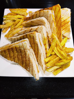 A picture of Grilled Sandwiches With Potato Fries 🍟😋.