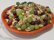 Una foto de uvas verdes