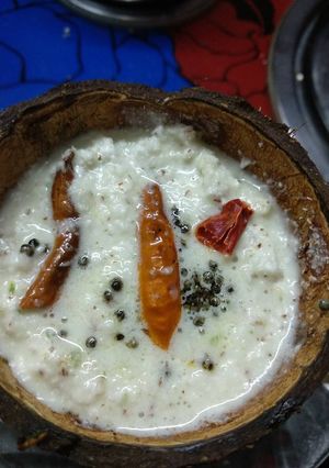 A picture of Nariyal chutney.