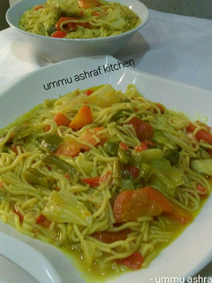 A picture of Jallof spaghetti.