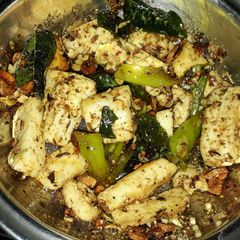 Chilli garlic paneer A picture of Chilli garlic paneer.