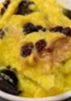 A picture of Mango and coconut ice-cream.