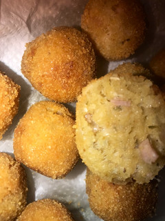 Una foto de Bolitas de Queso y Panceta 👏🏽